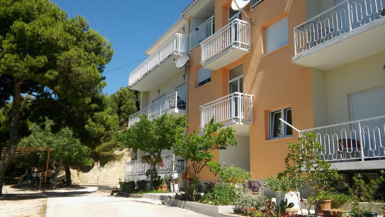 Apartmani Branko Vojnovic Omiš Eksteriør billede