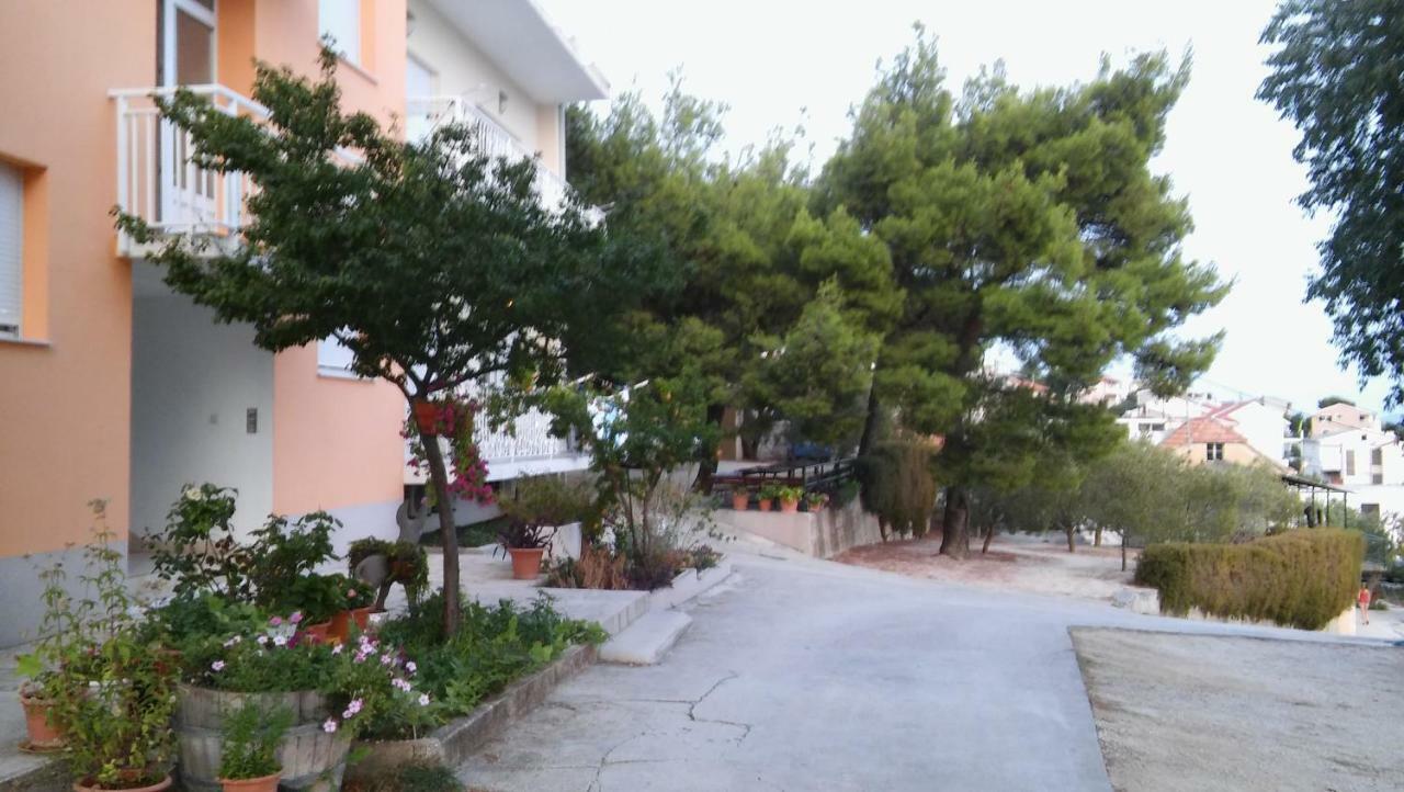 Apartmani Branko Vojnovic Omiš Eksteriør billede